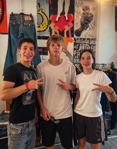 Vásárló Candy Streetwear szettben