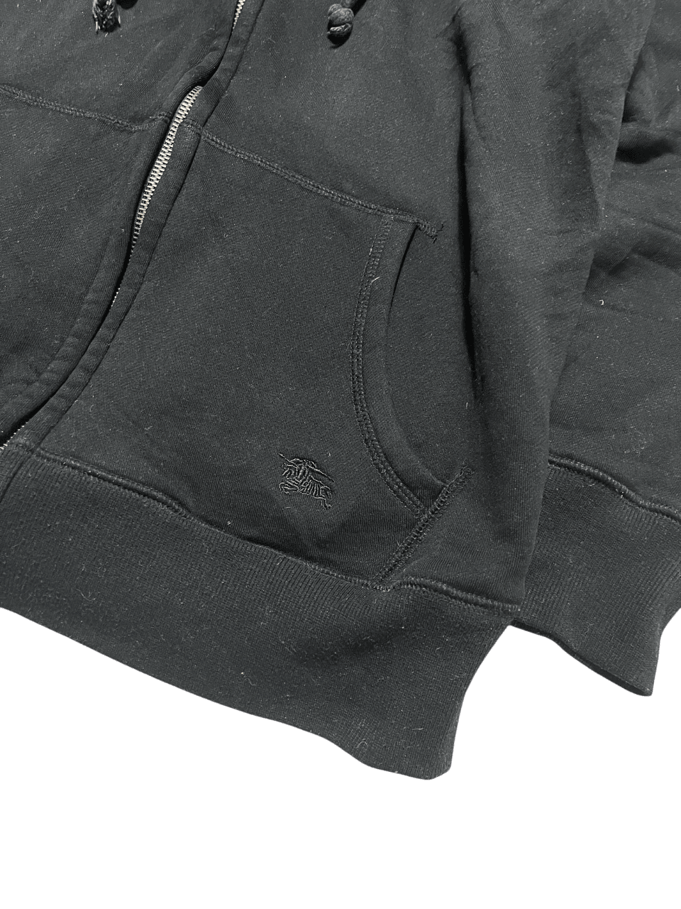 Fekete vintage streetwear zipzáras kapucnis pulóver zseb hímzett logóval
