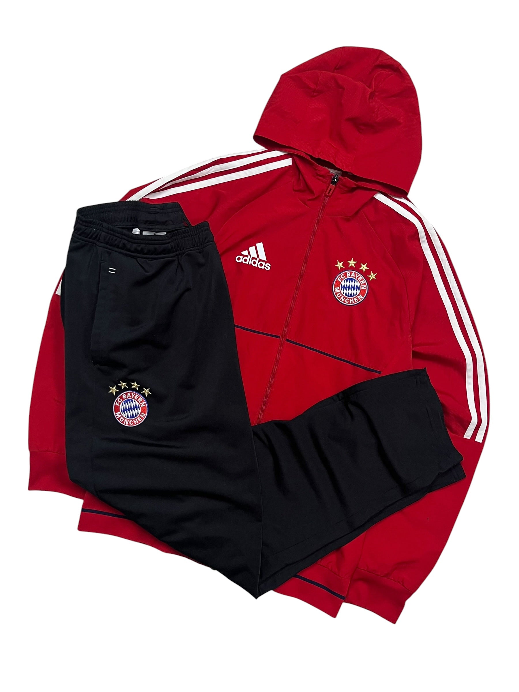 Adidas 2017-18 Bayern Munich Tracksuit (M)