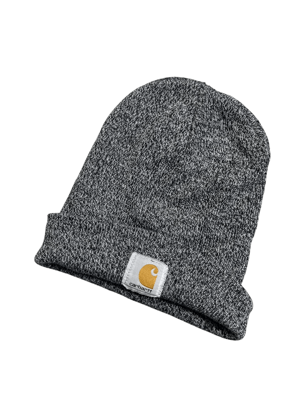 Szürke Carhartt kötött streetwear sapka hajtott peremmel, fekete háttéren.