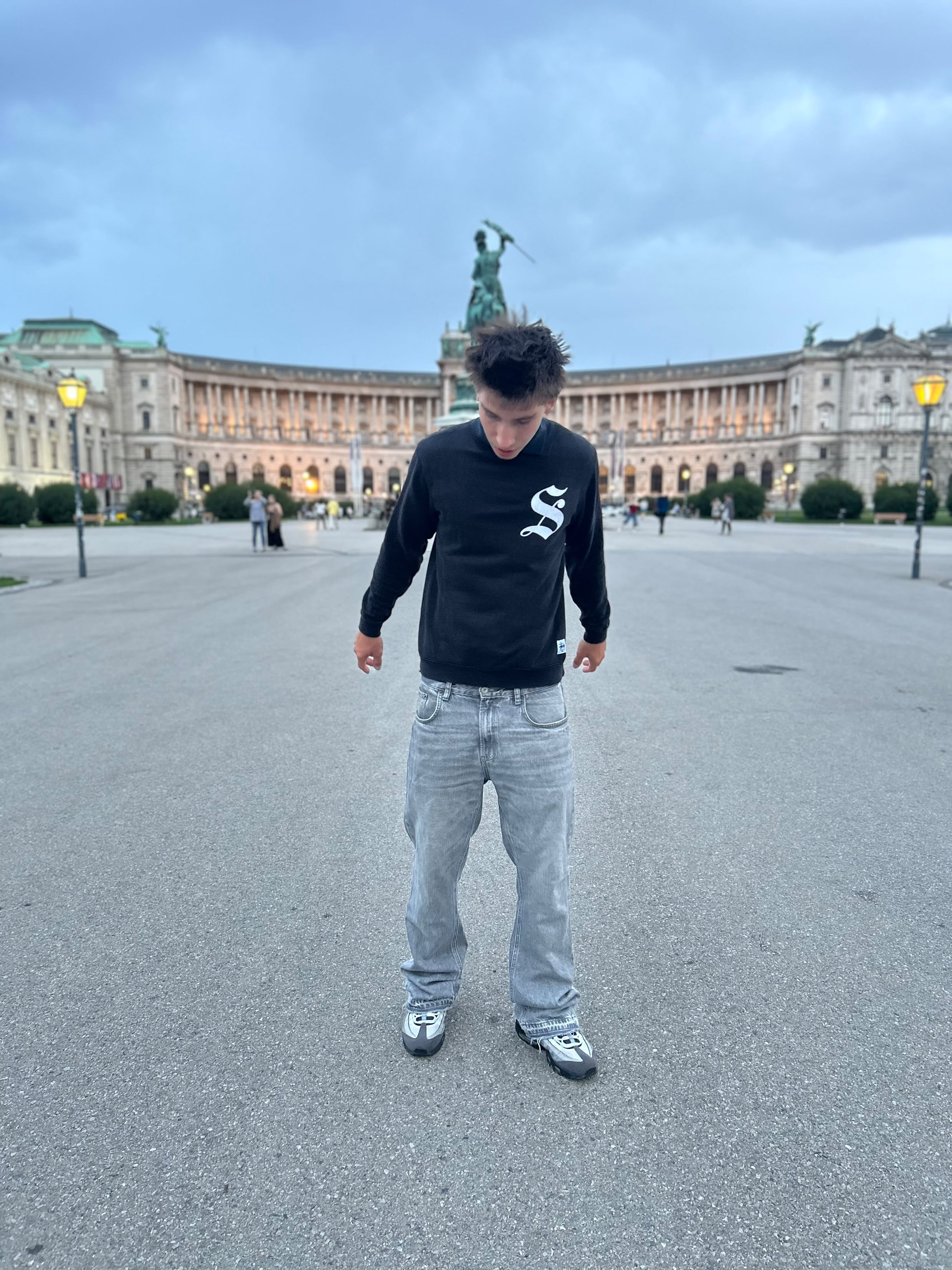 Zara Flared Jeans (S)