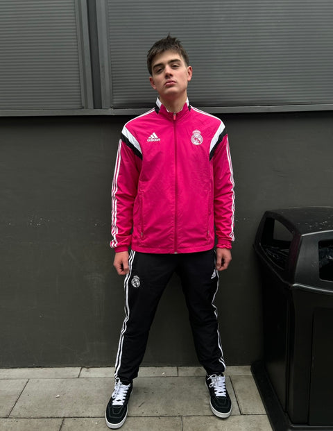 Vásárló Candy Streetwear szettben