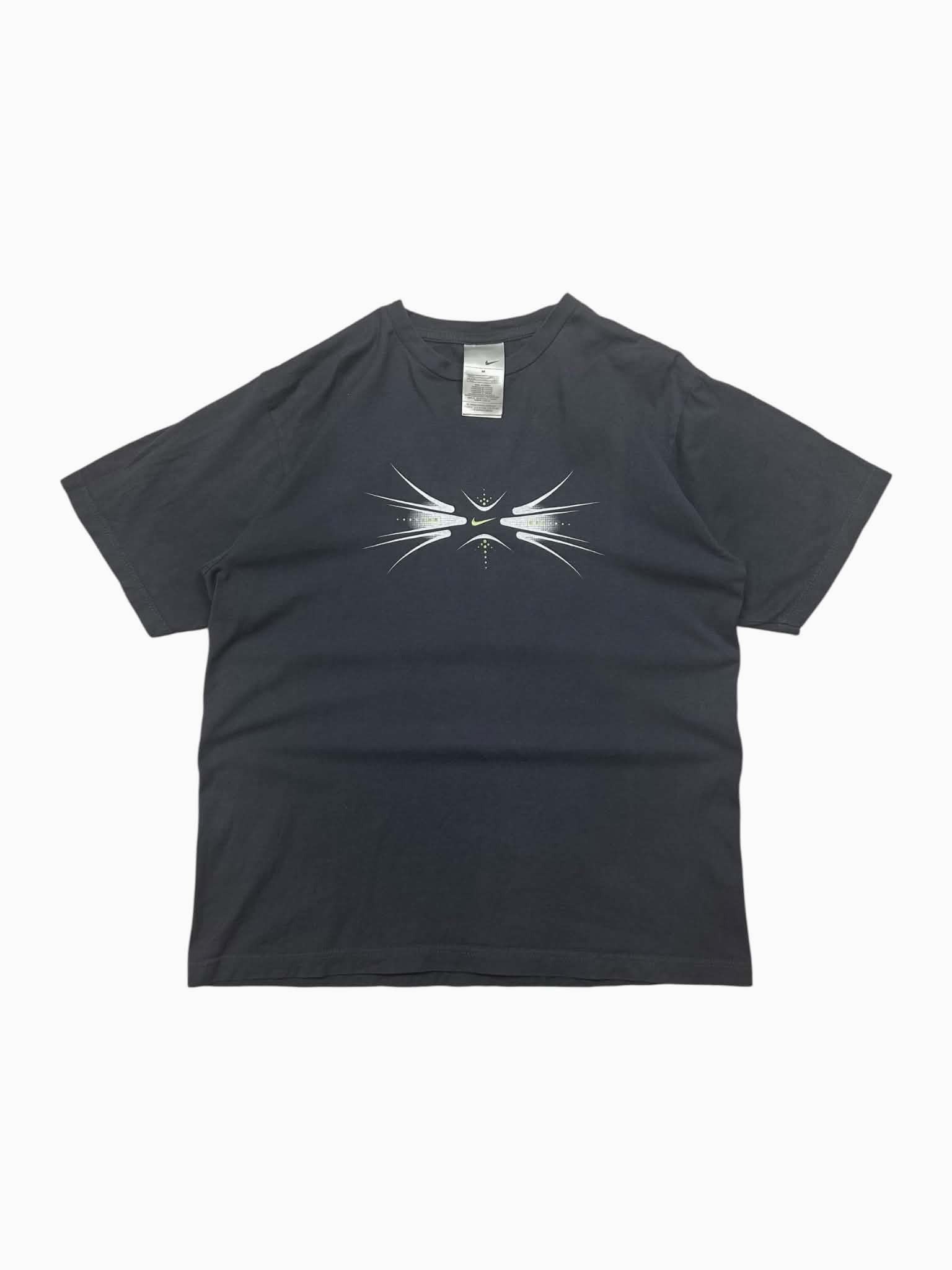 Nike Vintage '00s Tee (M)
