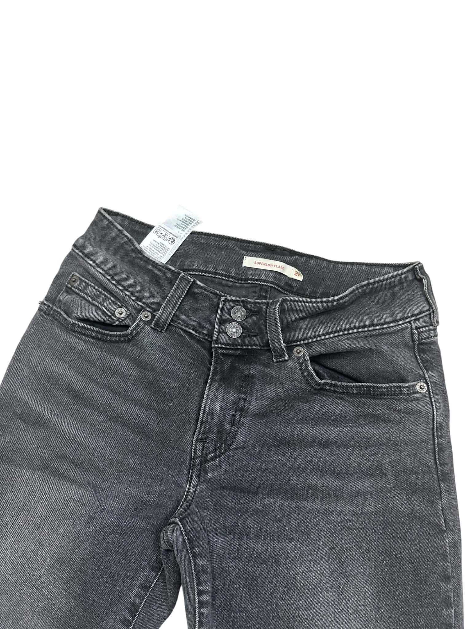 Levis Vintage Flared Jeans (XS)