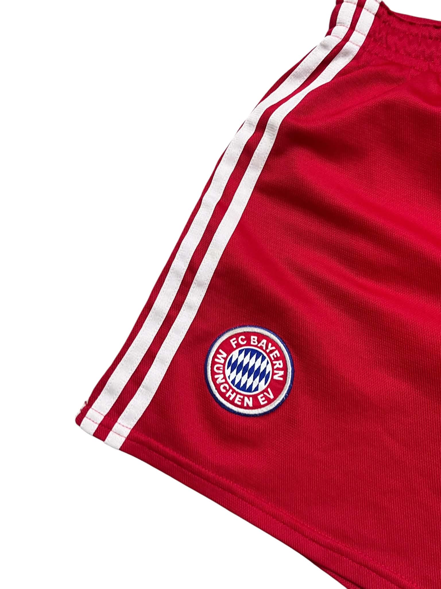Adidas x Bayern Shorts (M)